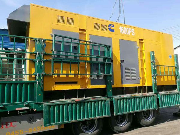 洛南测量水冷式机油散热器密封件尺寸时的注意事项有哪些？